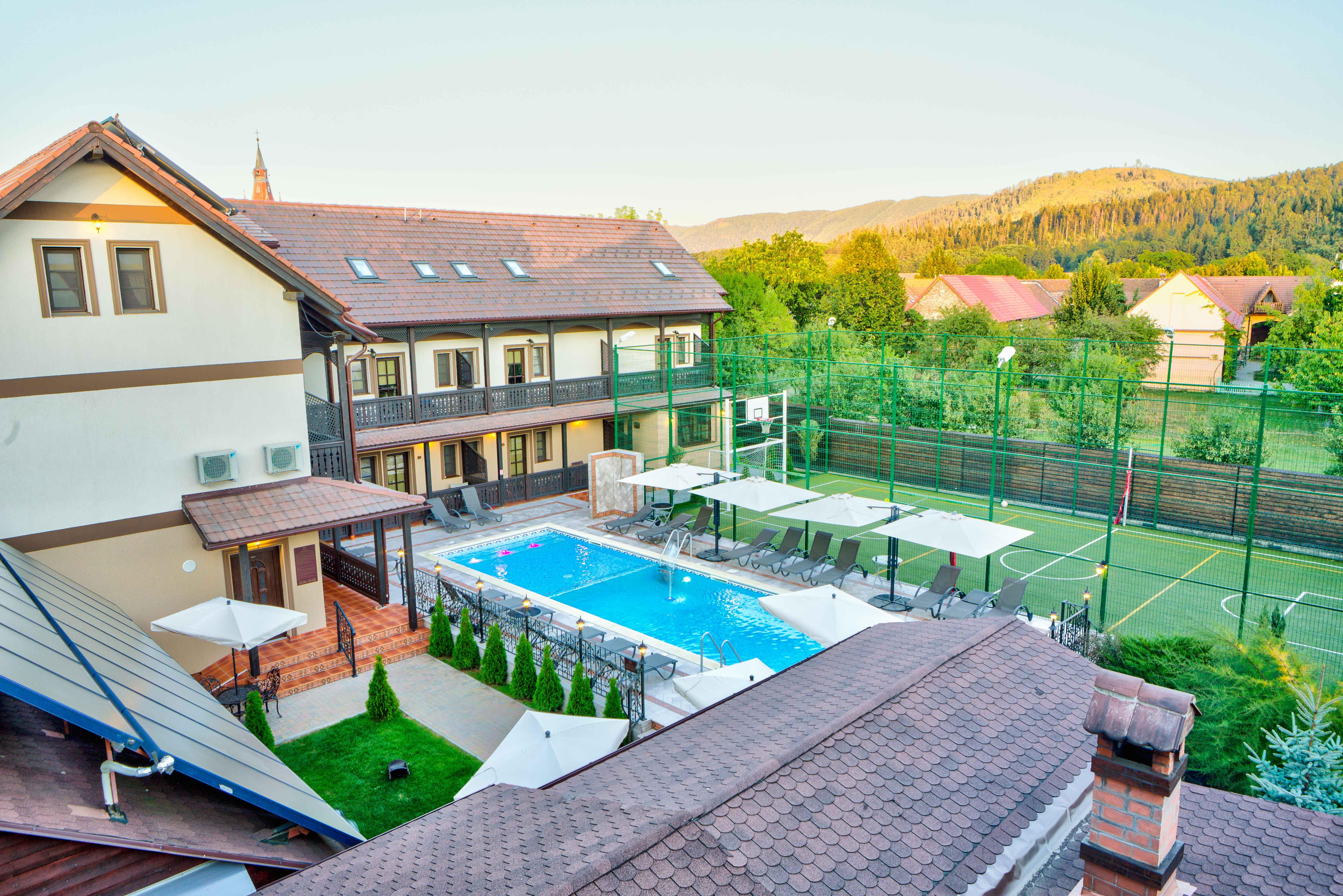 Conacul Ambient Hotel Cristian  Luaran gambar