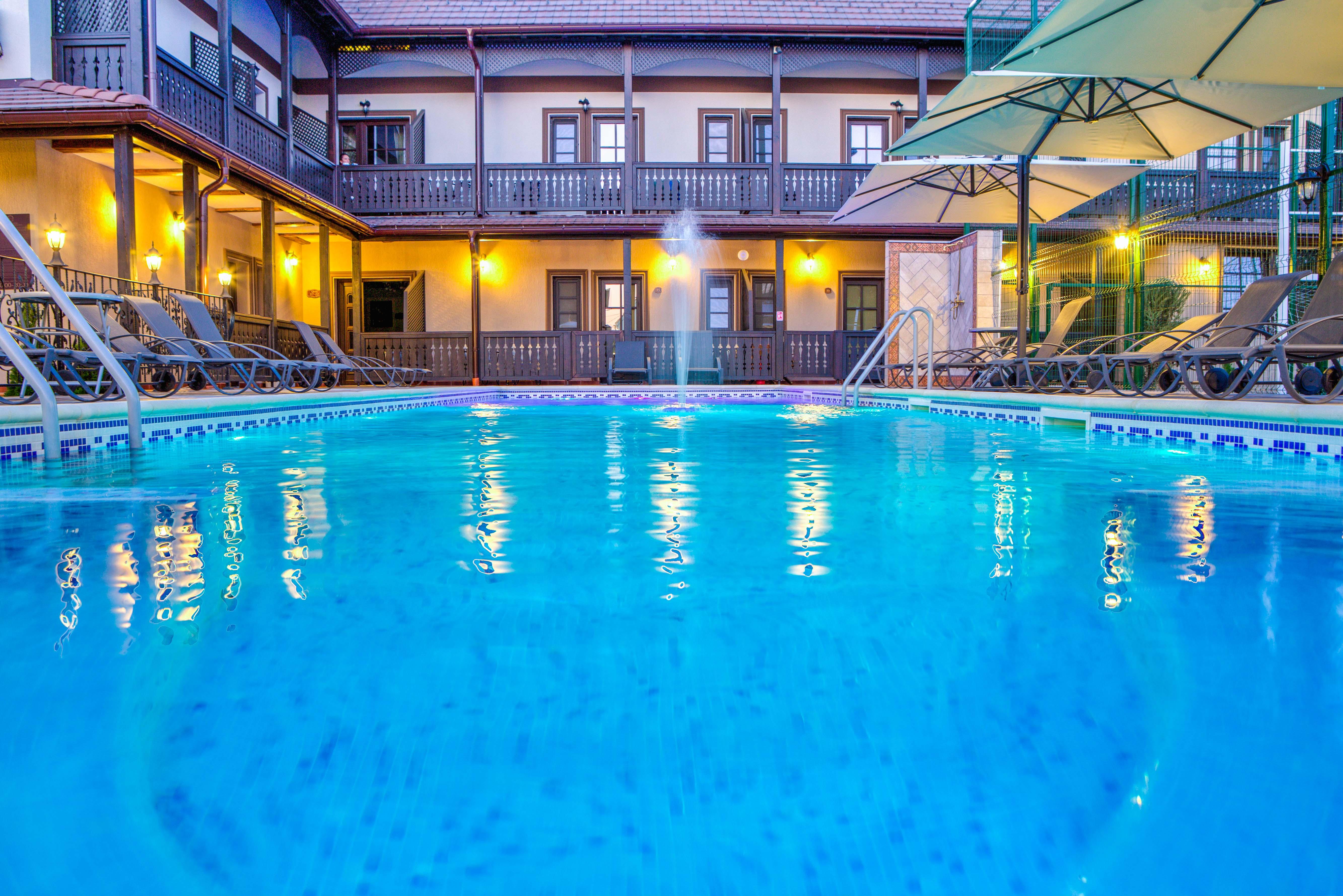 Conacul Ambient Hotel Cristian  Luaran gambar